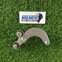ราคา กระเดื่องห้อยโซ๊คหลังR15 Yamaha R15 แท้เดิสินค้ามือสอง (24919727207)