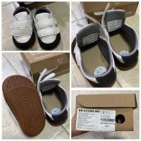 ราคา รองเท้าเด็ก little blue lamb มือสอง เหมือนใหม่ (9149474230)