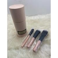 ราคา พร้อมส่ง! ของแท้! Gucci Beauty Travel Brush Set แปรง 3 ชิ้นเคสกลม ของแท้ 100% ป้าย King Power (25824998173)