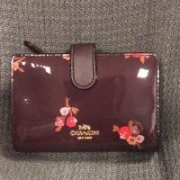 ราคา [ของแท้ % จากอเมริกา ] F31578 เป๋าสตางค์หญิง Coach หนังแก้ว ลายดอกไม้ ใส่แบงค์ บัตร และมีช่องใส่เหรียญ (2303180705)