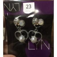ราคา ต่างหู LYN 23.แบรนด์ลายนี้แบบนี้ นำมา sell ล้างสต๊อกราคาถูกมาก ๆ ถูกแบบตาตกไปเลย (21563739182)