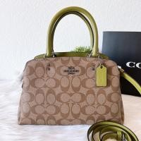 ราคา พร้อมส่งแท้% Coach Mini Lillie Carryall In Signature Canvas • Style No. 91494 (20575465805)