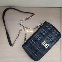 ราคา Burberry Lola มือสอง ของแท้ (มีแต่กระเป๋านะค่ะ) (44478491191)