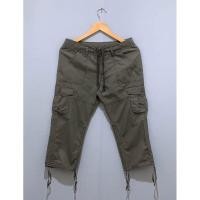 ราคา ❤️ Uni qlo Cargo 3/4 Pants ❤️ กางเกงคาร์โก้ 3/4 ส่วน ญ สีเขียว ใช้งานมาบ้าง ไม่มีตำหนิ Sz M ญ เอว 30 มือสอง (29525470729)