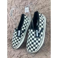 ราคา 1A007 รองเท้า Vans Classic Slip-On Checkerboard size 38 มือสอง (40223881044)