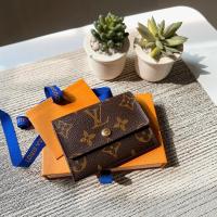 ราคา Lv Card Holder มือสองของแท้ค่ะ (รบกวนทั่กแชทก่อนสั่งค่ะ) (25552304639)
