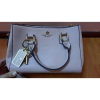 ราคา กระเป๋าสะพายข้าง KARAYA THAZAVA ของแท้ ส่งฟรี (7974309001)