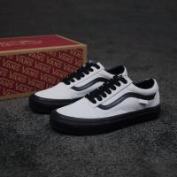 ราคา รองเท้าผ้าใบ Vans Old Skool ระบายอากาศ สีดํา สีเทา 2009 (24234051136)