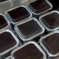 ราคา เค้กช็อกโกแลตหน้านิ่ม ชิ้นละ 19 บาท chocolate fudge cake (6539762967)