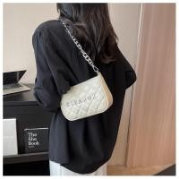 ราคา กระเป๋าสะพายไหล่ หนัง PU แต่งซิป แต่งสายโซ่ ขนาดใหญ่ จุของได้เยอะ อเนกประสงค์ สีพื้น แฟชั่นสไตล์เกาหลี สําหรับผู้หญิง (24570073801)