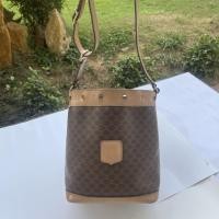 ราคา Celine Vintage Bag ซีลีน วินเทจ กระเป๋าทรงขนมจีบ (4677377472)
