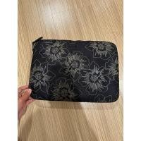 ราคา kate spade laptop 14นิ้ว (44076917006)