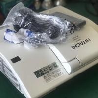 ราคา โปรเจคเตอร์ Hitachi A102 แบบสะท้อนแสงระยะฉายสั้นพิเศษ HD 1080P ไร้สาย Wi-Fi (28327996948)