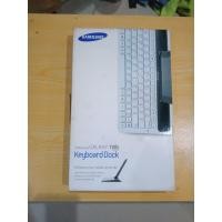 ราคา Samsung GALAXY Tab 7.0 Plus Keyboard Dockประเภท: อุปกรณ์เสริม มือ2 เก่าเก็บ กล่องไม่สวย แต่ตัวคีย์บอร์ดใหม่มาก ไม่ได้ลอง (41618415660)