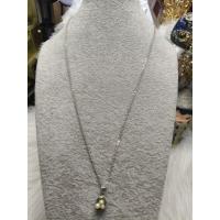 ราคา สร้อยคอเงินแท้ (Silver) พร้อมจี้ไข่มุก 3 เม็ด ดีไซน์ทรงหยดน้ำที่โอบรับไข่มุกอย่างประณีต งานตู้ญี่ปุ่นมือสอง (54556243419)