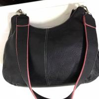 ราคา กระเป๋ามือสองราคาถูกมาก ของแท้ 100% ยี่ห้อ Giani Bernini สีดำ หนังแท้ (11745665628)