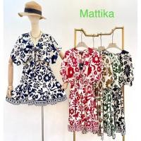ราคา เดรสลายดอกผ้าสปัน ผูกหน้า สม้อคเอว เนื้อผ้านิ่มใส่สบาย (26832881207)