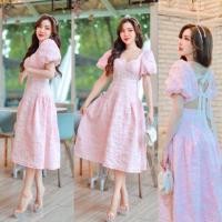 ราคา (Saleงานป้ายบน)ป้าย Aiyarin เดรสผ้าทอลายดอกนูนๆสีชมพูอ่อน แขนตุ๊กตา ด้านหลังเว้าเอวผูกโบว์เก๋ๆ เซ็กซี่เบาๆ สวยน่ารักมาก (21281127441)