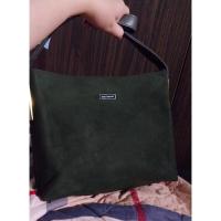 ราคา Andre กระเป๋าสะพายหนังกลับ Valentino ขนาด 31x25 made in Japan (49507439152)