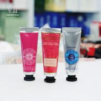 ราคา L'occitane : Shea Butter Hand Cream 10ml. (92457238)