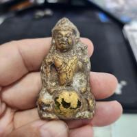 ราคา พระร่วงนั่งเนื้อชิน ติดเม็ดพระธาตุ กรุดอยไซ (27091228162)