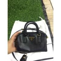 ราคา Prada mini สวยพร้อมใช้ จัดด่วนๆ 9500฿ (264576195)