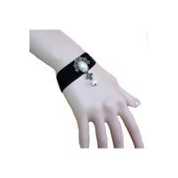 ราคา TANITTgems Vintage White Pearls Black Velvet Bracelet (216672608)