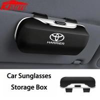 ราคา Toyota Harrier รถ Sun Visor แว่นตากันแดดผู้ถือกดสวิทช์แว่นตากล่องเก็บซับนุ่มป้องกันรอยขีดข่วนสําหรับ Harrier XU60 XU80 2022 2023 2024 อุปกรณ์ตกแต่งภายใน (52157368709)