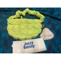 ราคา กระเป๋า jelly bunny มือ 2 ตำหนิเฉพาะด้านในกระเป๋าค่า สภาพตามภาพจ้า (21681212079)