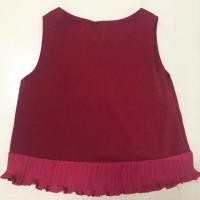 ราคา แขนกุดสีแดงเลือดนกปลายพลีท มือหนึ่ง (1832213938)