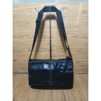 ราคา DAKS กระเป๋าสะพายหนังแท้มือสองวินเทจ (43422012527)