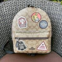 ราคา COACH STAR WARS X COACH MEDIUM CHARLIE BACKPACK IN SIGNATURE CANVAS WITH PATCHES (4814401499)