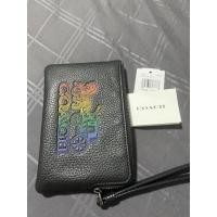 ราคา คล้องมือ Coach รถม้า size S 1 ซิป สภาพ 99% ของแท้ (18606452285)