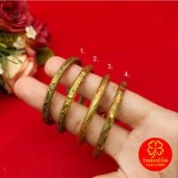 ราคา กำไลหลอดคลิปล็อคทองเหลืองตัดลาย เส้นผ่านศูนย์กลาง 3-4 ซม. ใส่ในชีวิตประจำวันได้ พร้อมส่ง (40678083433)