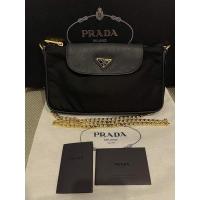 ราคา กระเป๋า Prada แท้100% คลอสบอดี้น่ารัก (16927417354)