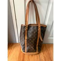 ราคา กระเป๋า LV Louis Vuitton Bucket GM มือสอง ของแท้ (44028042367)