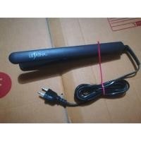 ราคา Lesasha เครื่องหนีบผม I-Style Sleek & Style Ceramic Straightener รุ่น LS0353 **มือสอง (6109988306)