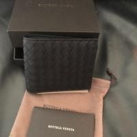 ราคา ลดสุดๆๆ Bottega Veneta 8 card wallet สีดำ ของแท้ ใหม่ (7233283048)