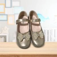 ราคา รองเท้าคัตชูสีทอง ของเด็ก มีโบว์มุก มือสองสภาพดี (43460525329)