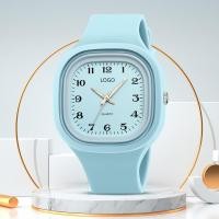 ราคา พร้อมสต็อก เร็ว การส่งสินค้า นาฬิกาสี่เหลี่ยมเรียบง่าย50เมตรเทปซิลิโคนกันน้ําชายหญิงนักเรียนใช้นาฬิกาข้อมือนาฬิกาควอทซ์โรงงานที่กําหนดเองใบ้265730410 (48508569384)