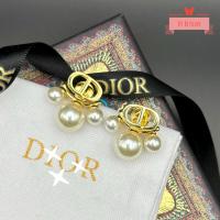 ราคา ต่างหู D ทับหลังมุกสาม งานไฮเอนด์ สีทองและสีเงิน (46357928972)