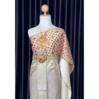ราคา ชุดไทยสไบสีแดงทอง ชุดไทยแต่งงาน ออเจ้า ไทยจักรี (25081581245)