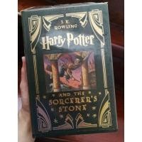 ราคา หนังสือแฮร์รี่พอตเตอร์ harry potter and the sorcerer's stone ปก Collector's edition พิมพ์ 1 ปกหนัง ขอบทอง (ขายตามสภาพ) (10254077462)