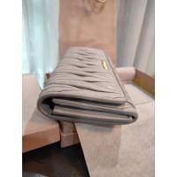 ราคา miu niu หนังnappa กระเป๋าสตางค์ใบยาว 7.5 นิ้ว มือสองของเเท้ (20285242717)