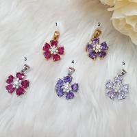 ราคา จี้พลอย ทับทิม แซฟไฟร์ จี้ทอง, โรเดียม จี้แฟชั่น จี้ดอกไม้ เสริมดวงชะตา ความรัก ทองปลอม ทองไมครอน ใส่อาบน้ำได้ (20702113866)