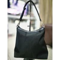 ราคา กระเป๋าสะพายขัางสตรีแบรนด์GUY LAROCHE (44226478065)