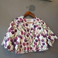 ราคา เสื้อครอปลายดอกทิวลิปLynAround (43706511574)