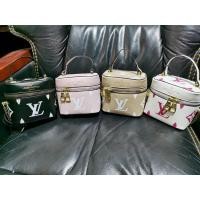 ราคา LOUIS VUITTON/LV/2026 ฤดูใบไม้ผลิฤดูร้อนสไตล์ใหม่กระเป๋ากระเป๋าถือสุภาพสตรีกระเป๋าถือผู้ชายไนลอนกระเป๋าเป้สะพายหลัง Baguette เวอร์ชั่นเกาหลี Tote Bag ทอสายสะพายไหล่ปรับได้ N8WY (52808457554)