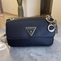 ราคา Guess Womens Crossbody Sling Bag กระเป๋าสะพายไหล่ 2108171 (44600466768)