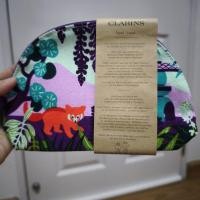 ราคา กระเป๋าใส่เครื่องสำอางค์ Clarins (25066013269)